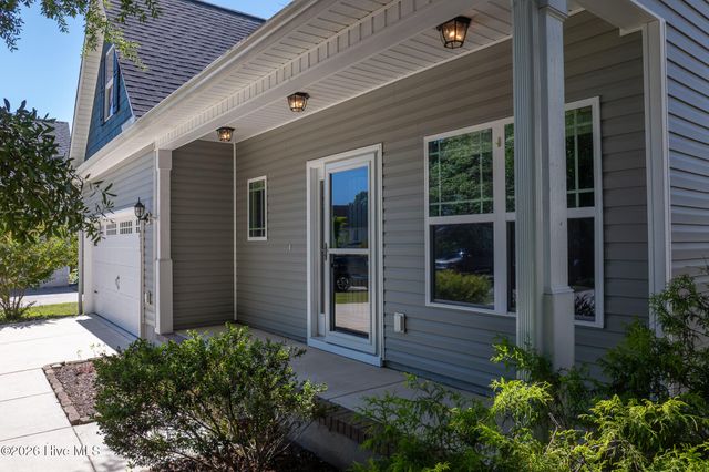 211 Derby Downs Drive, Sneads Ferry, NC 28460