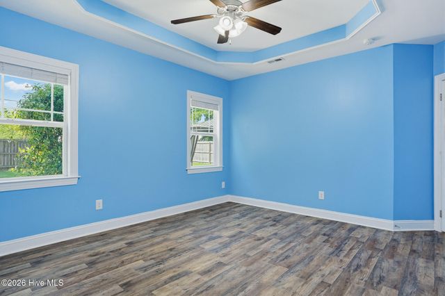 211 Derby Downs Drive, Sneads Ferry, NC 28460