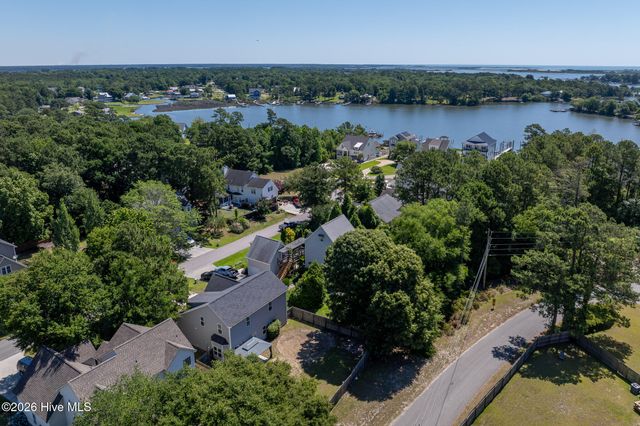 211 Derby Downs Drive, Sneads Ferry, NC 28460