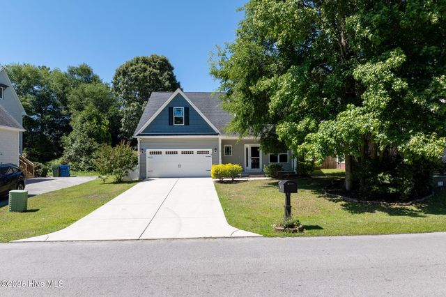 211 Derby Downs Drive, Sneads Ferry, NC 28460