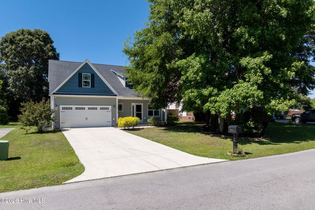 211 Derby Downs Drive, Sneads Ferry, NC 28460