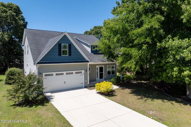 211 Derby Downs Drive, Sneads Ferry, NC 28460