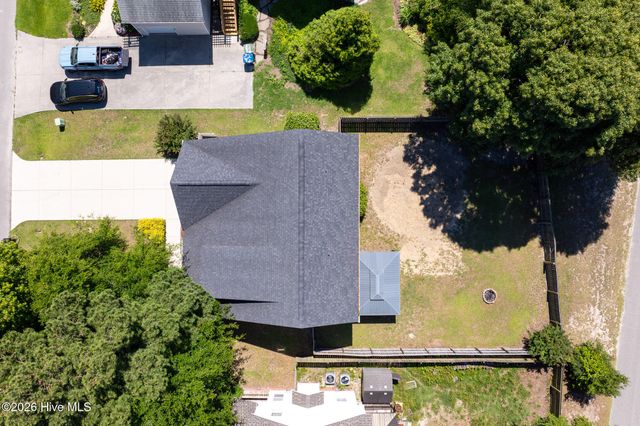211 Derby Downs Drive, Sneads Ferry, NC 28460