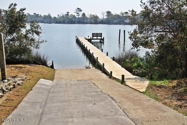 211 Derby Downs Drive, Sneads Ferry, NC 28460