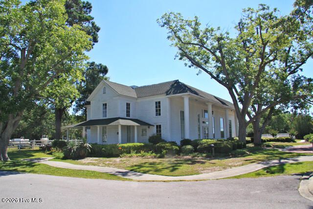 211 Derby Downs Drive, Sneads Ferry, NC 28460