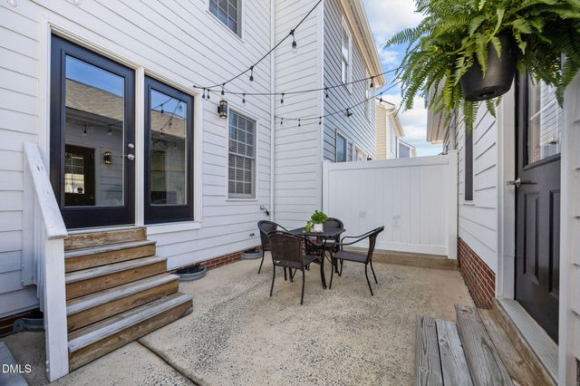 111 Madison Grove Place, Cary, NC 27519