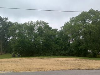 2527 N West Street, Lima, OH 45801
