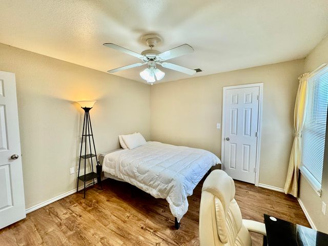 602 N Bangor Avenue, Lubbock, TX 79416