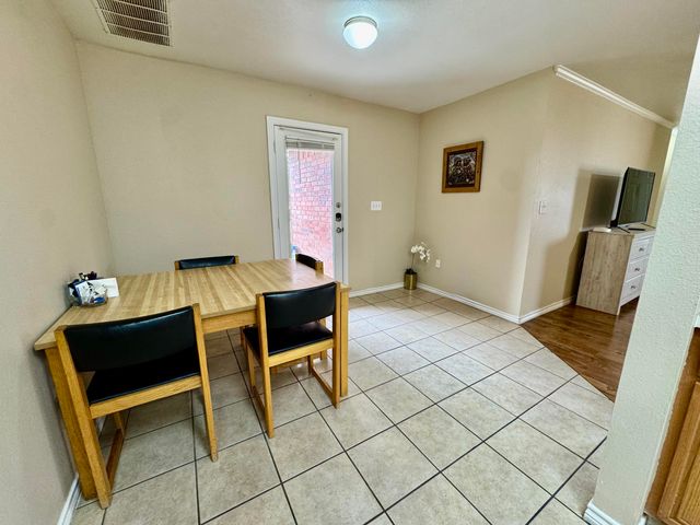 602 N Bangor Avenue, Lubbock, TX 79416