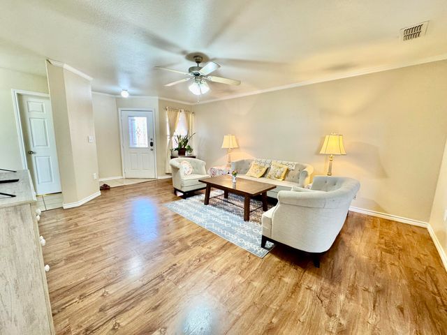 602 N Bangor Avenue, Lubbock, TX 79416