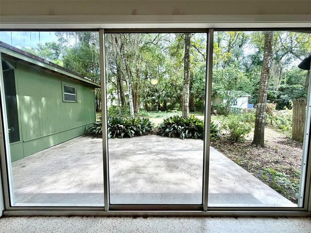 905 NW 36TH AVENUE, Gainesville, FL 32609