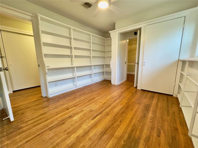 905 NW 36TH AVENUE, Gainesville, FL 32609