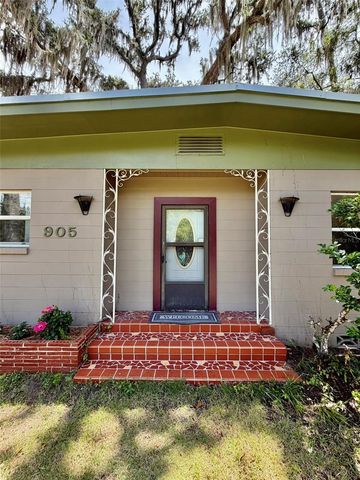 905 NW 36TH AVENUE, Gainesville, FL 32609