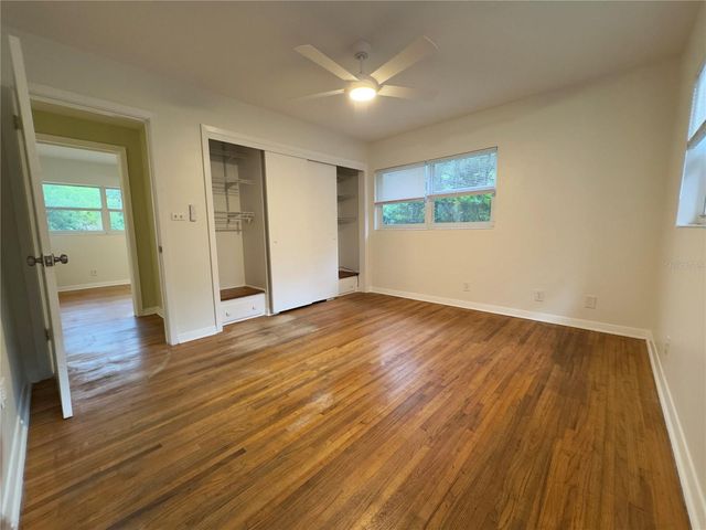 905 NW 36TH AVENUE, Gainesville, FL 32609