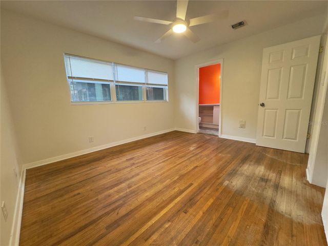 905 NW 36TH AVENUE, Gainesville, FL 32609