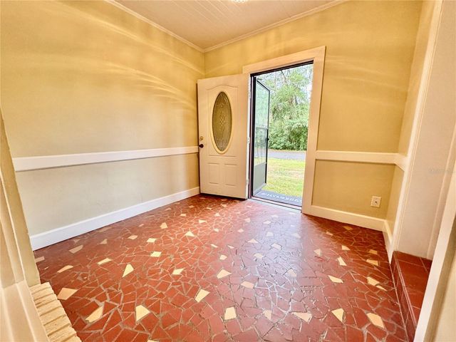 905 NW 36TH AVENUE, Gainesville, FL 32609