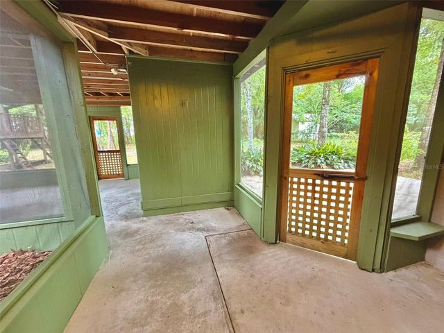 905 NW 36TH AVENUE, Gainesville, FL 32609