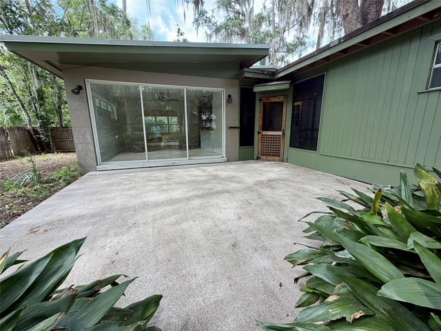 905 NW 36TH AVENUE, Gainesville, FL 32609