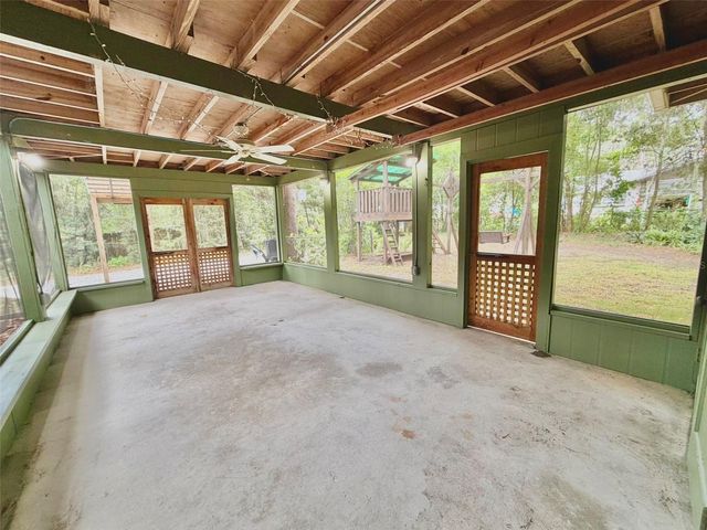 905 NW 36TH AVENUE, Gainesville, FL 32609