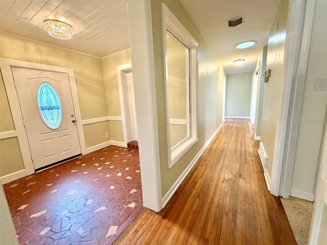 905 NW 36TH AVENUE, Gainesville, FL 32609