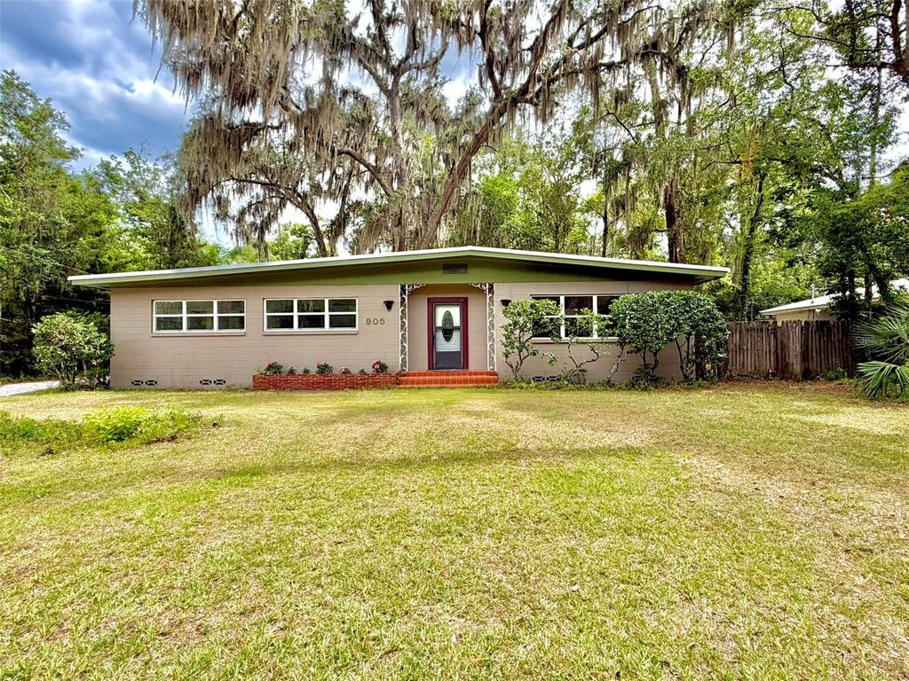 905 NW 36TH AVENUE, Gainesville, FL 32609