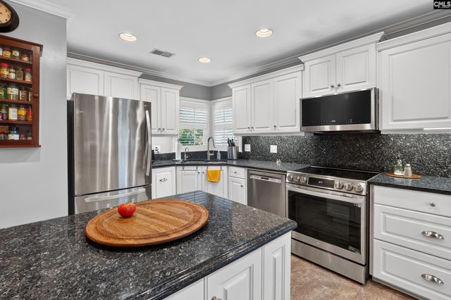 325 Saint James Street, Columbia, SC 29205