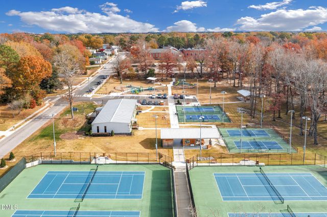 332 Oakwood Crest Drive, Knightdale, NC 27545