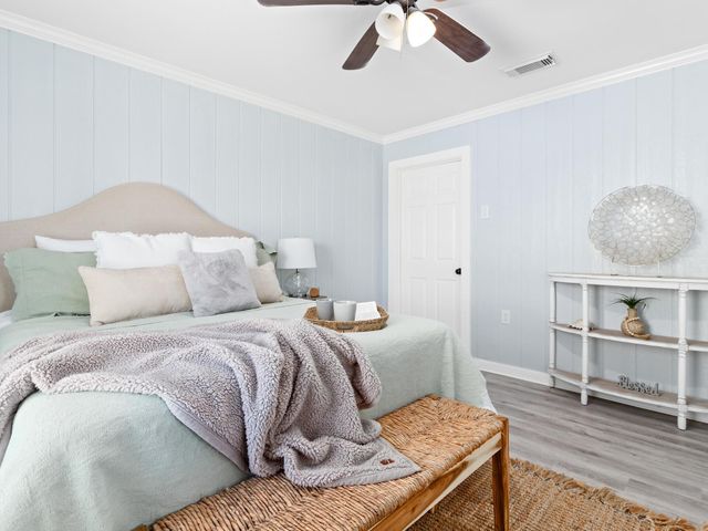 2055 Hwy 87, Crystal Beach, TX 77650