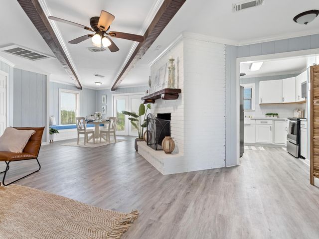 2055 Hwy 87, Crystal Beach, TX 77650