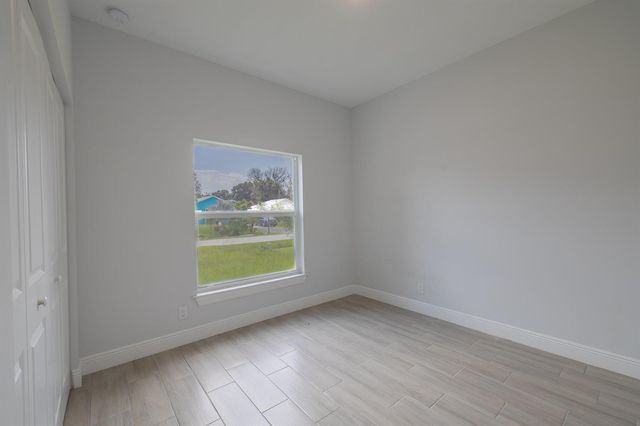 2240 84th Court, Vero Beach, FL 32966