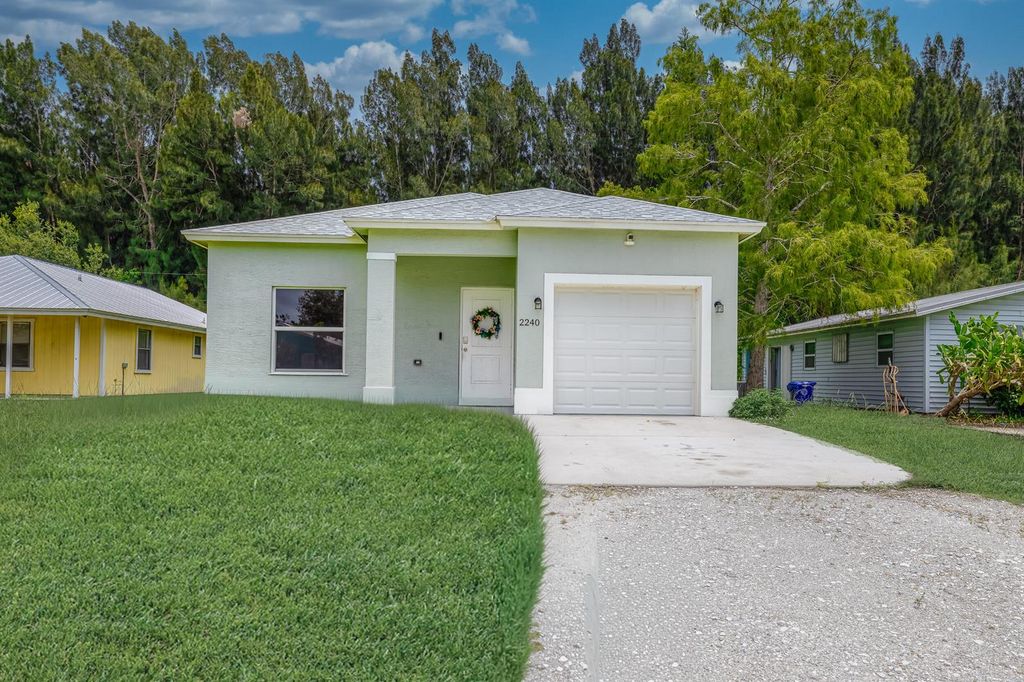 2240 84th Court, Vero Beach, FL 32966