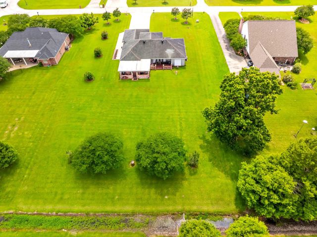 141 Tyler Christian Drive, Houma, LA 70360