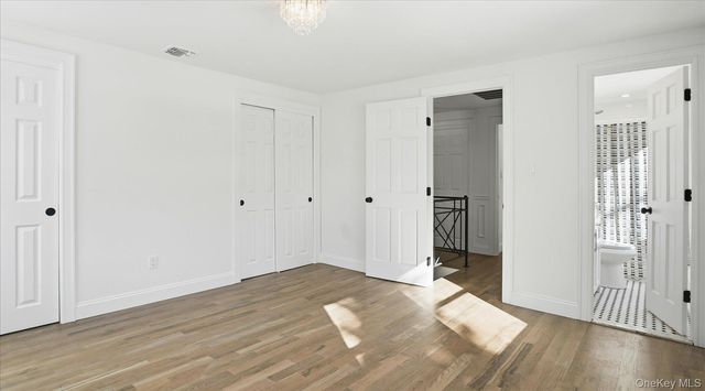 46 Sycamore Circle, Stony Brook, NY 11790