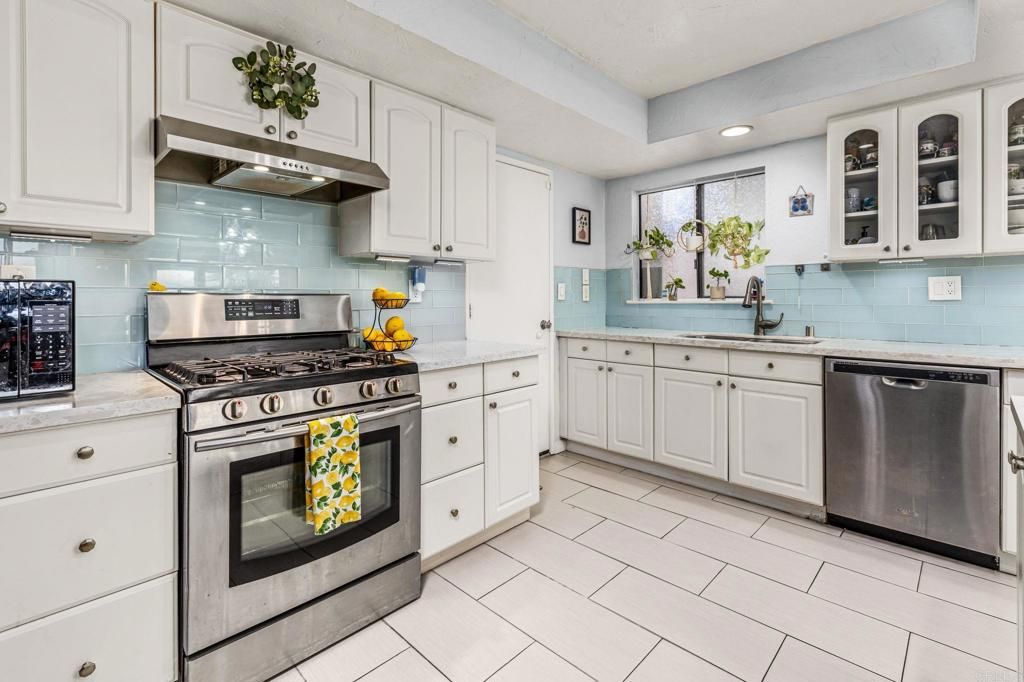 3037 Highlands Blvd, Spring Valley, CA 91977 — photo 2