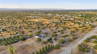 3038 White Fox Trail, Phelan, CA 92371