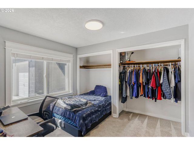 12620 Sw 10TH St, Beaverton, OR 97005