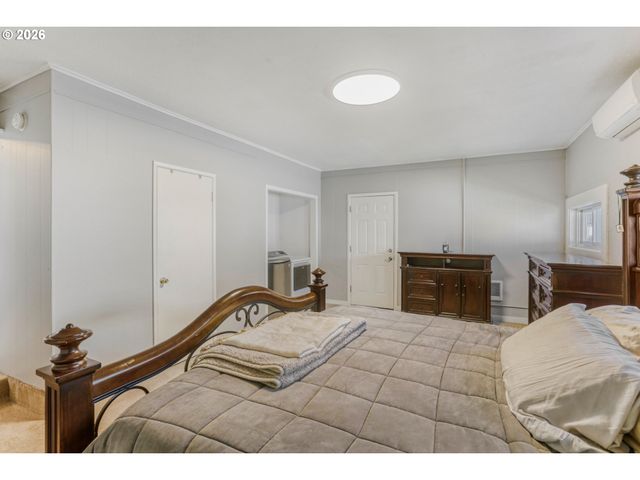 12620 Sw 10TH St, Beaverton, OR 97005