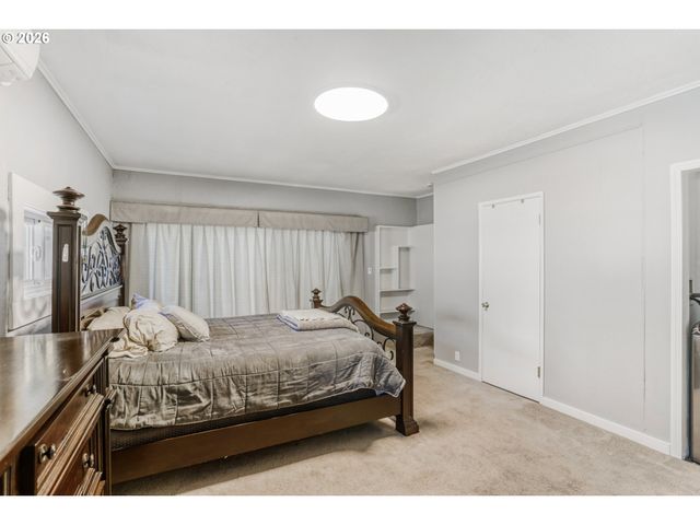 12620 Sw 10TH St, Beaverton, OR 97005