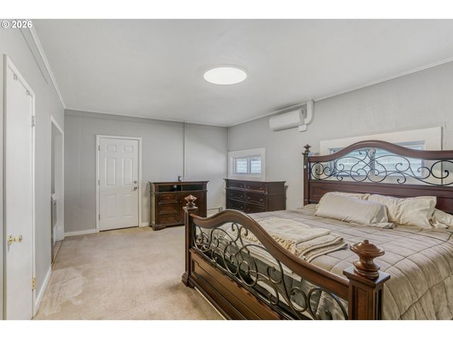 12620 Sw 10TH St, Beaverton, OR 97005