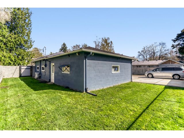 12620 Sw 10TH St, Beaverton, OR 97005