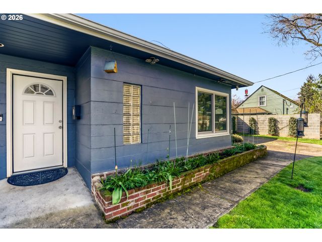 12620 Sw 10TH St, Beaverton, OR 97005