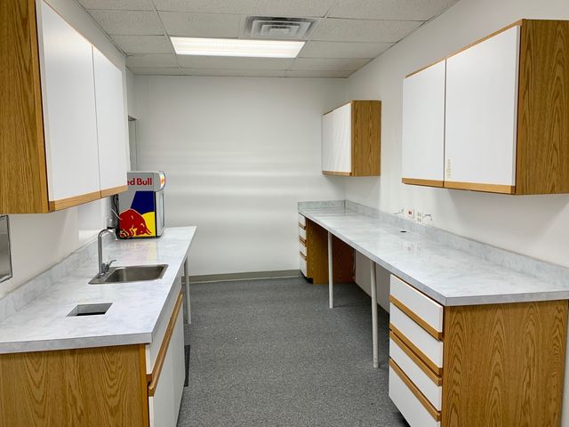 27W281 Geneva Road D-J, Winfield, IL 60190