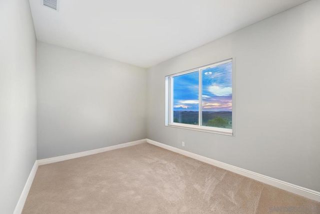 29190 Crystal Ridge Ct, Escondido, CA 92026