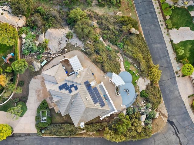 29190 Crystal Ridge Ct, Escondido, CA 92026