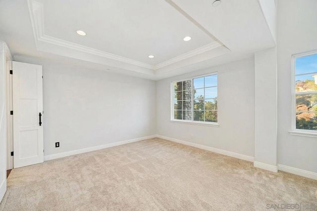 29190 Crystal Ridge Ct, Escondido, CA 92026