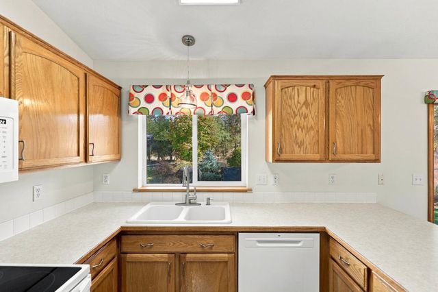 2623 Wheaton St, Cheney, WA 99004