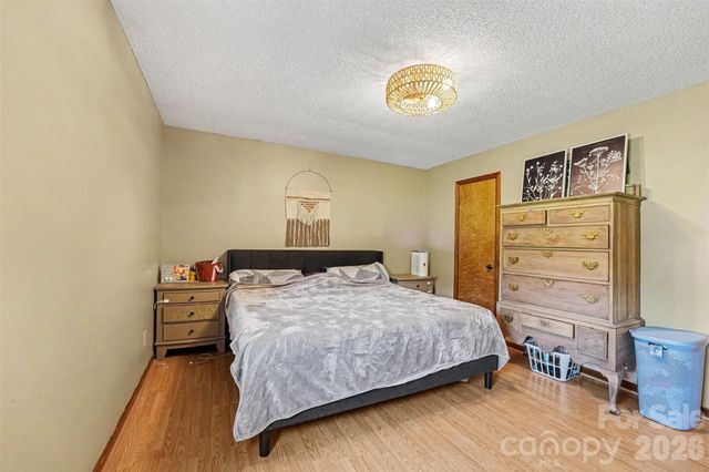 129 Laura Road, Mooresville, NC 28117