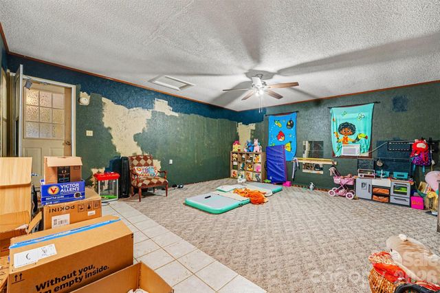 129 Laura Road, Mooresville, NC 28117