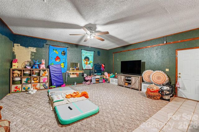 129 Laura Road, Mooresville, NC 28117