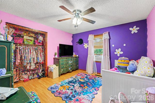 129 Laura Road, Mooresville, NC 28117